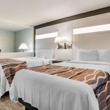 Baymont By Wyndham Montgomery Al Екстериор снимка
