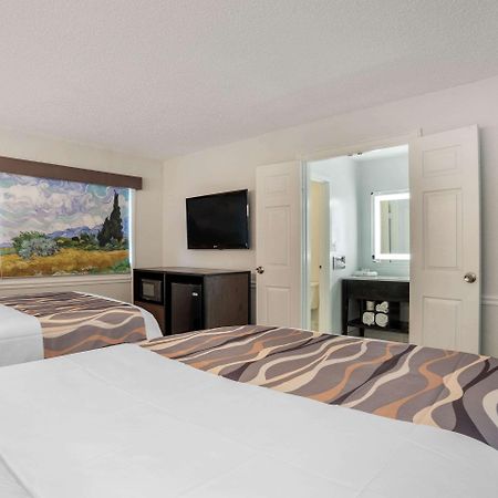 Baymont By Wyndham Montgomery Al Екстериор снимка