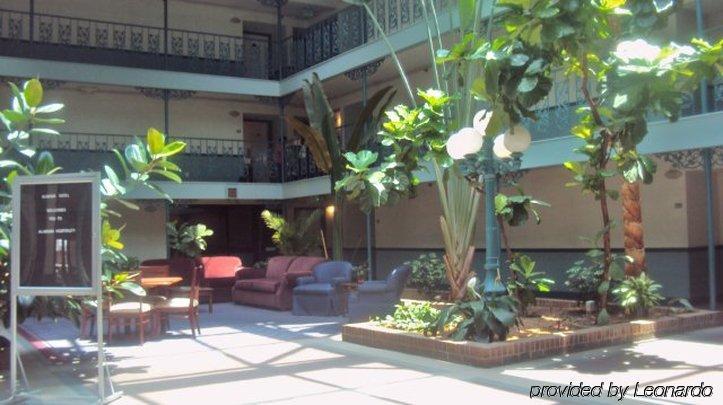 Baymont By Wyndham Montgomery Al Екстериор снимка